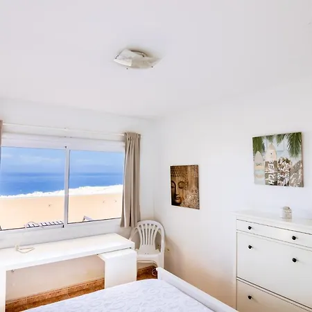 Roque Del Conde Seaview 아데제
